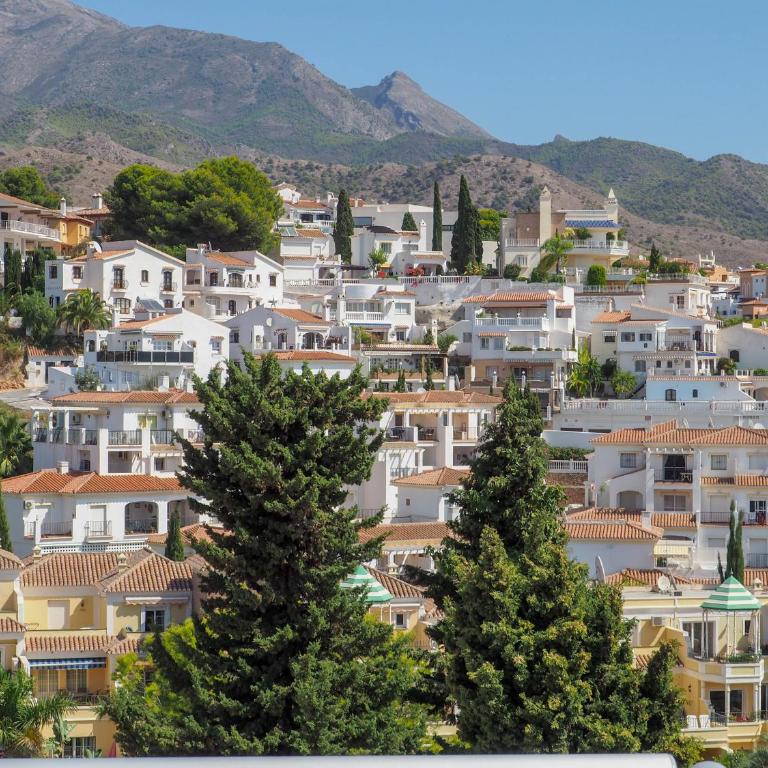 Nerja Paradise Rentals - Villa Jade - Villa - 53