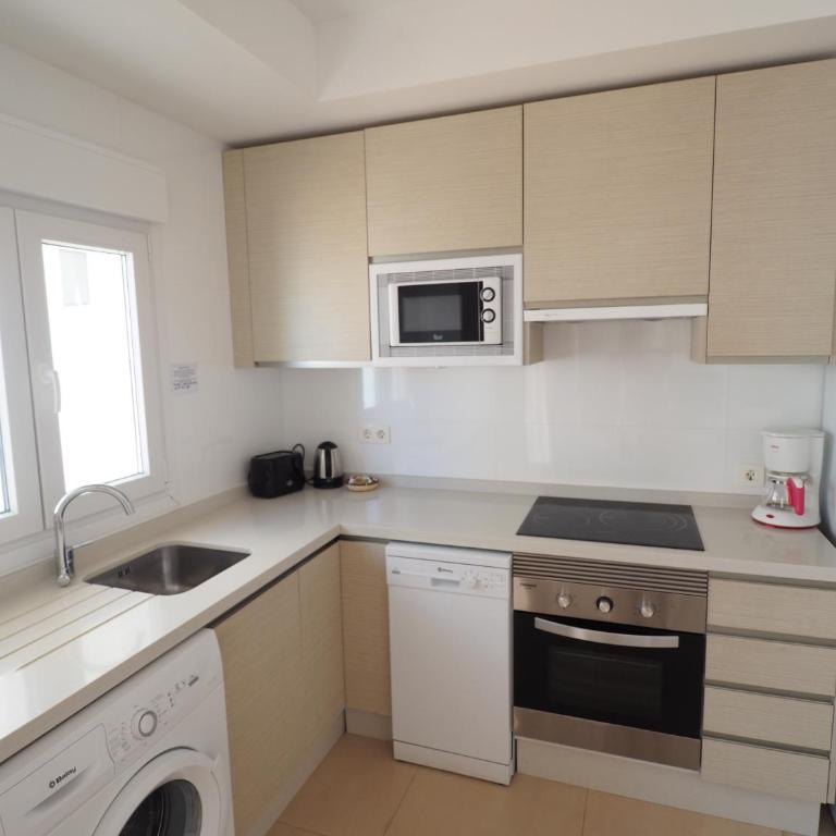 Nerja Paradise Rentals - Villa Lily - Villa - 14