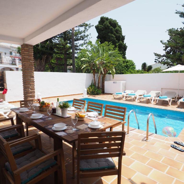 Nerja Paradise Rentals - Villa Los Leones - Villa - 24