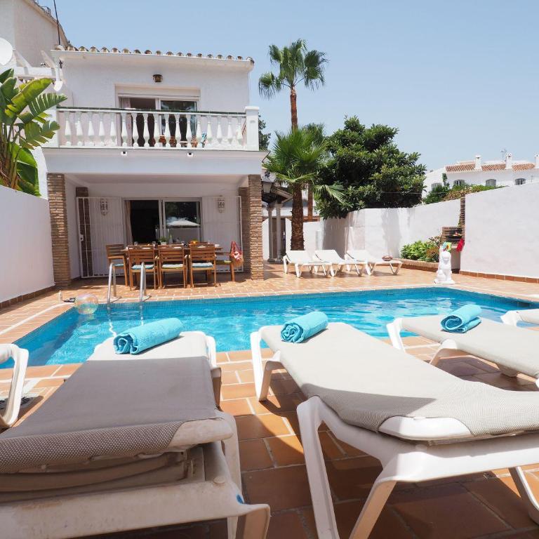 Nerja Paradise Rentals - Villa Los Leones - Villa - 25