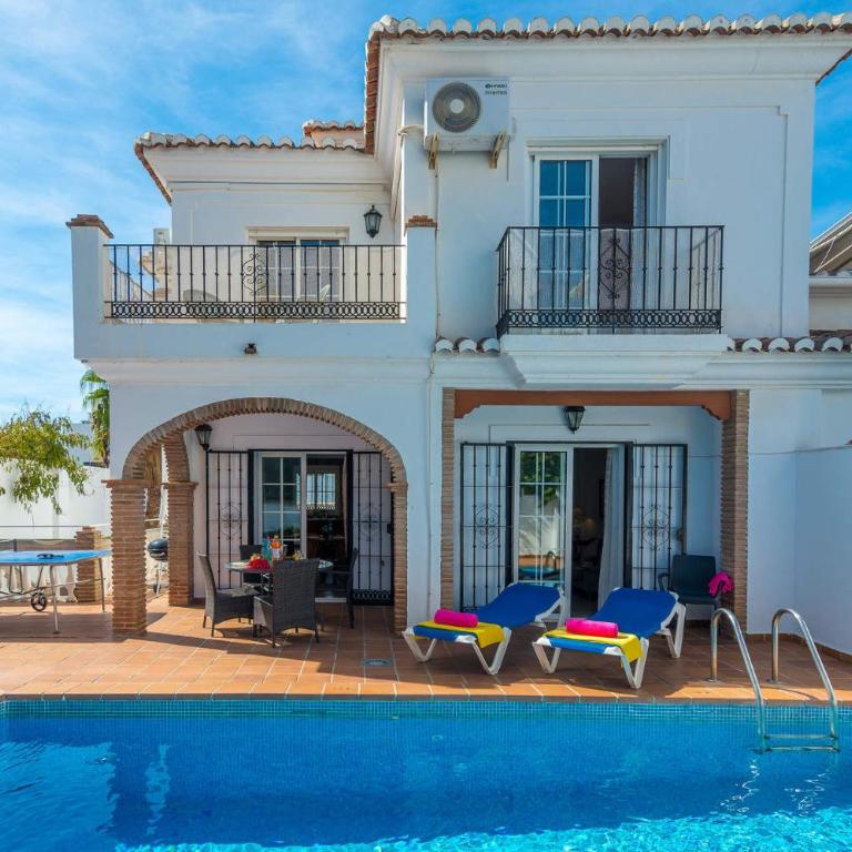 Nerja Paradise Rentals - Villa Las Palomas - Villa - 2