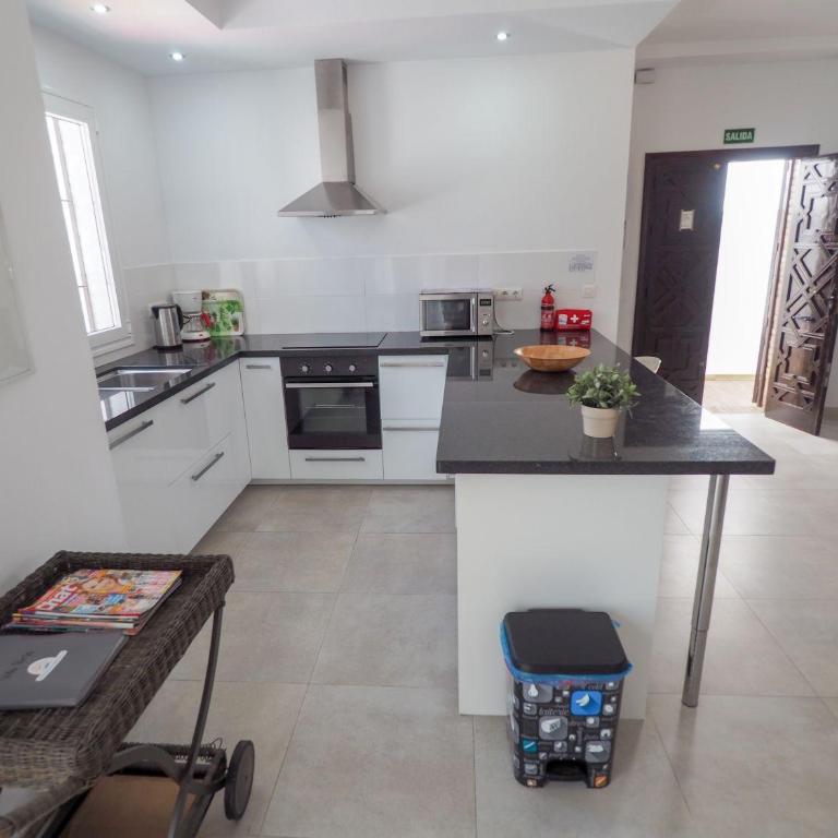 Nerja Paradise Rentals - Villa Perla - Villa - 14