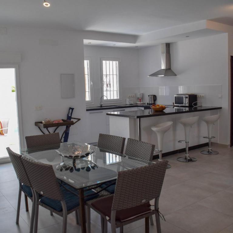 Nerja Paradise Rentals - Villa Perla - Villa - 13