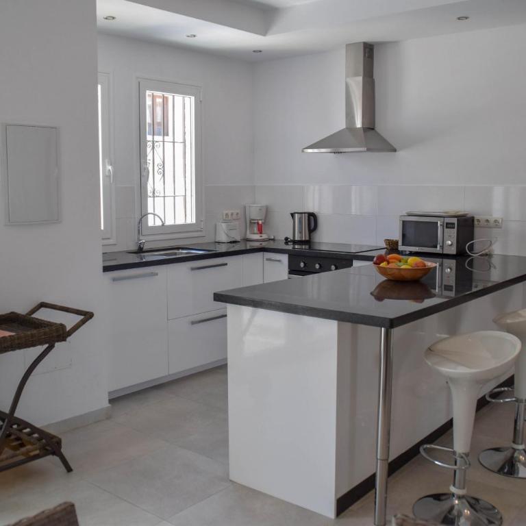 Nerja Paradise Rentals - Villa Perla - Villa - 15