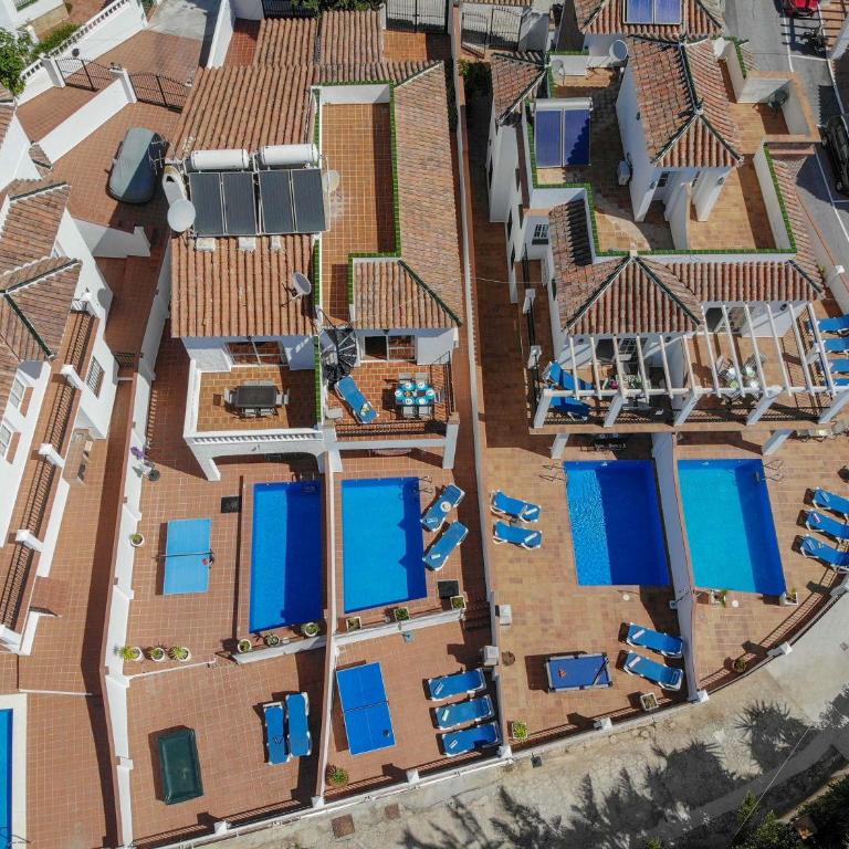 Nerja Paradise Rentals - Villa Azalea - Villa - 54
