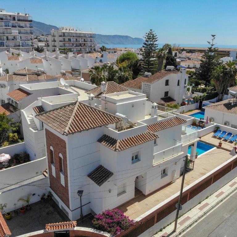 Nerja Paradise Rentals - Villa Verania - Villa - 27