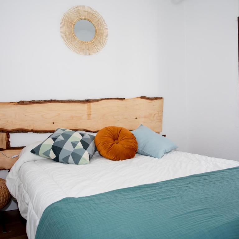 Edificio reformado con 2 pisos en Tarifa centro - Three-Bedroom Apartment - 2