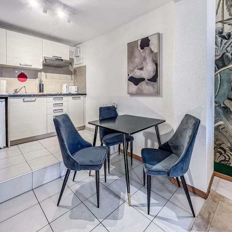 Quiet & Comfy apartment on Av du Casino - Apartment mit 1 Schlafzimmer - 4