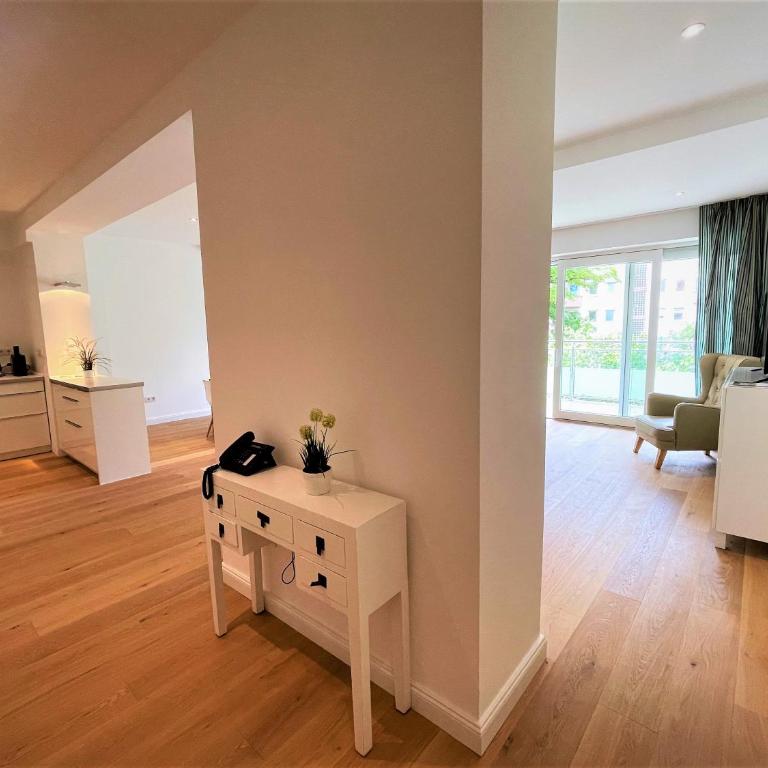 120qm Deluxe Apartment Suites Christina im Stil Design Hotel Vosteen Nähe der Kaiserburg - Apartment mit Balkon - 7