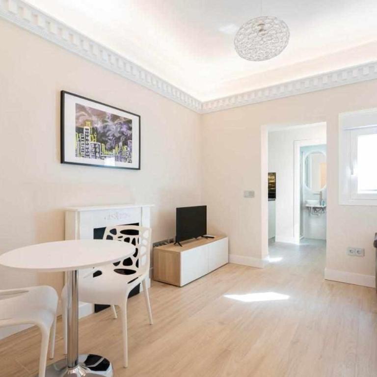 Nuevo bien comunicado 1 dormitorio - Apartamento de 1 dormitorio - 5