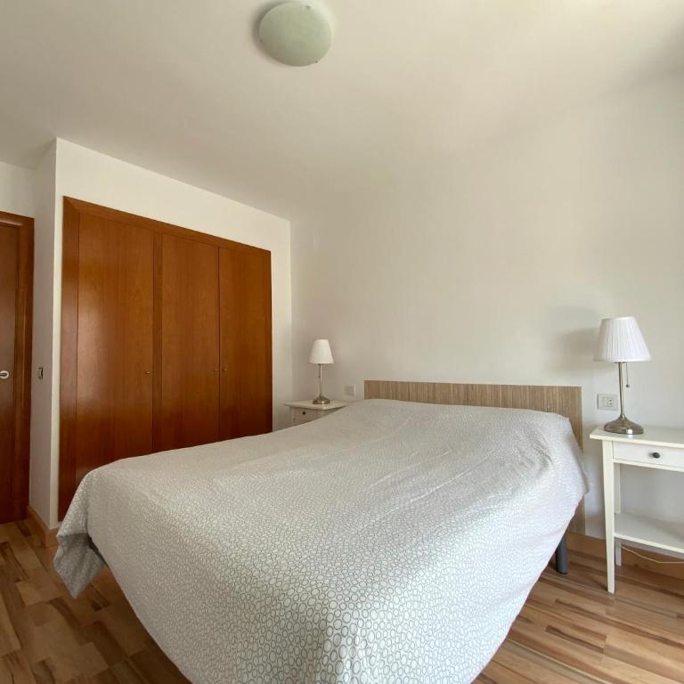 LETS HOLIDAYS Quiet apartment with pool in tossa - Apartamento de 1 dormitorio - 12