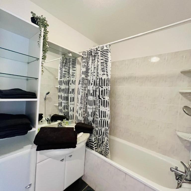 Les Jardins des Senteurs - Appartement privé avec piscine et parking - Appartement 1 Chambre - 11