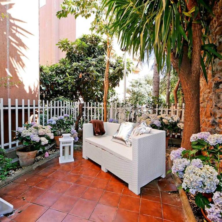 Charming Patio Apartment Trastevere - Appartamento con 2 Camere da Letto - 1