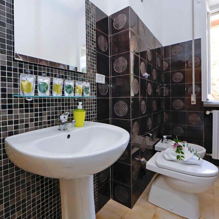Charming Patio Apartment Trastevere - Appartamento con 2 Camere da Letto - 20