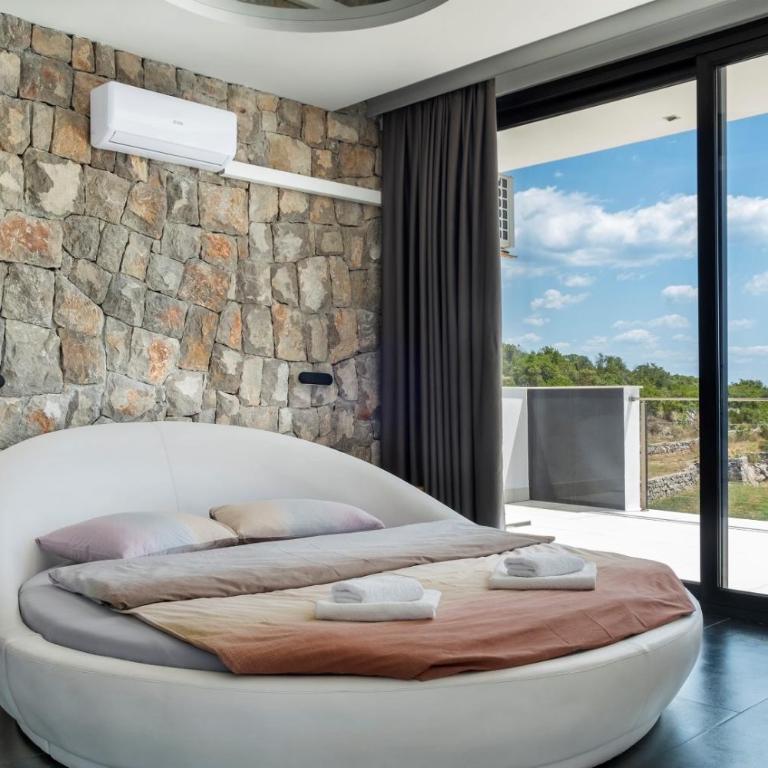 Villa Harizma - Two-Bedroom Villa - 24