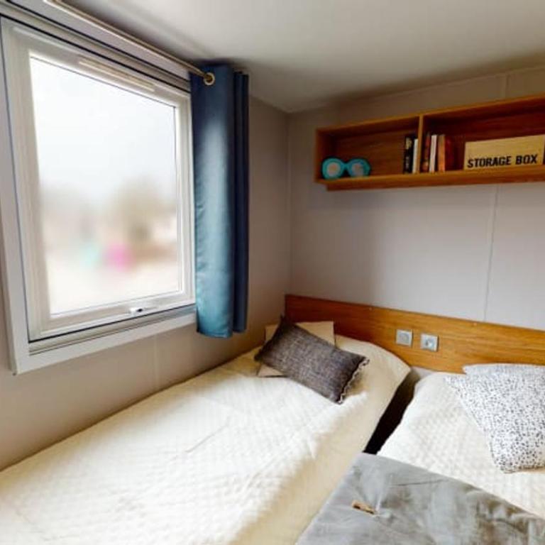 Camping Officiel Siblu Les Sables du Midi - Mobile Home 3 Chambres 8 Personnes « Bien-Être Signature » Avec Climatisation - 1