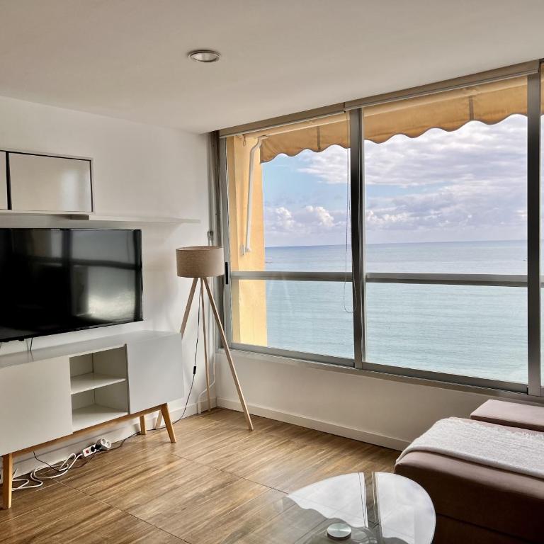 Albufereta Beach Studio by United Renters - One-Bedroom Apartment - 9