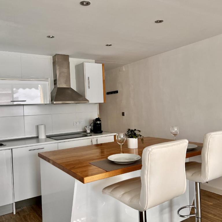Albufereta Beach Studio by United Renters - One-Bedroom Apartment - 18