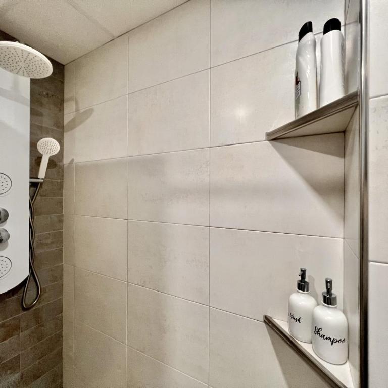 Albufereta Beach Studio by United Renters - One-Bedroom Apartment - 28