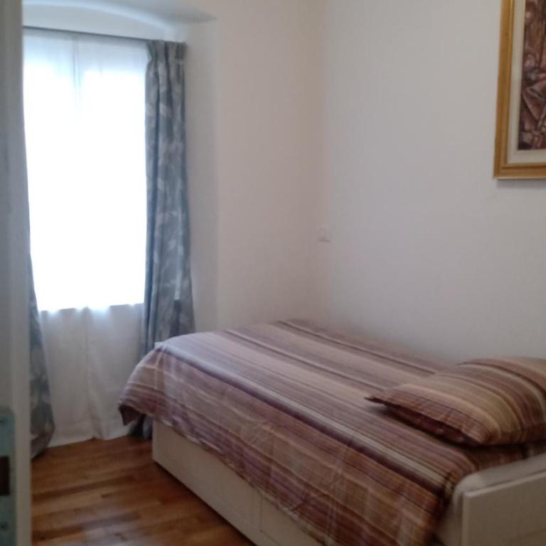 Casa Renova, intero appartamento, 2 camere, max 4 ospiti, Trieste zona storica - Appartamento con 1 Camera da Letto - 40