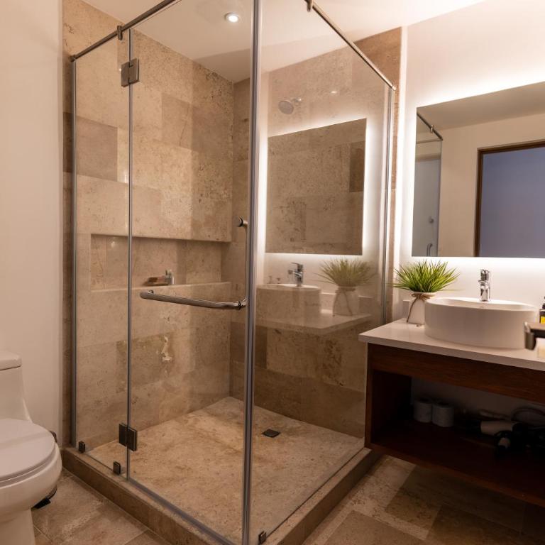 New & Equipped Apartment Steps From The Beach With Pool Jacuzzi By Yeah - Three-Bedroom Apartment - 20