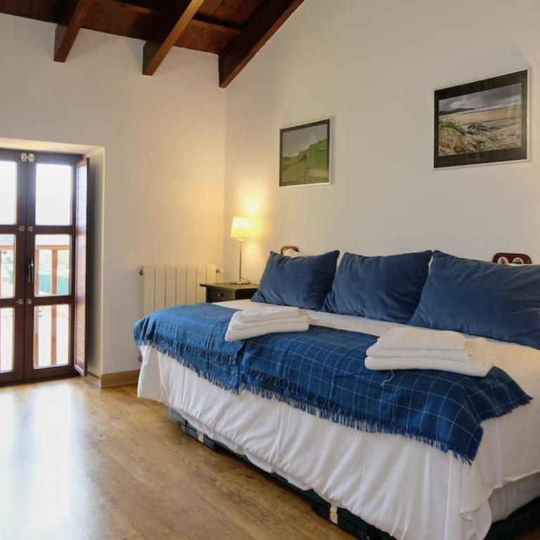 Casa de pueblo adosada, en la zona rural de Gijón. - Casa de 3 dormitorios - 35