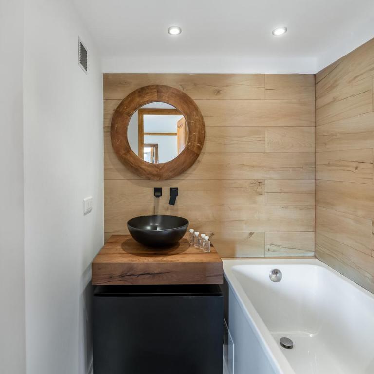 Appartement rénové, 3 chambres, centre Courchevel 1850 avec parking - Apartamento de 3 dormitorios - 3