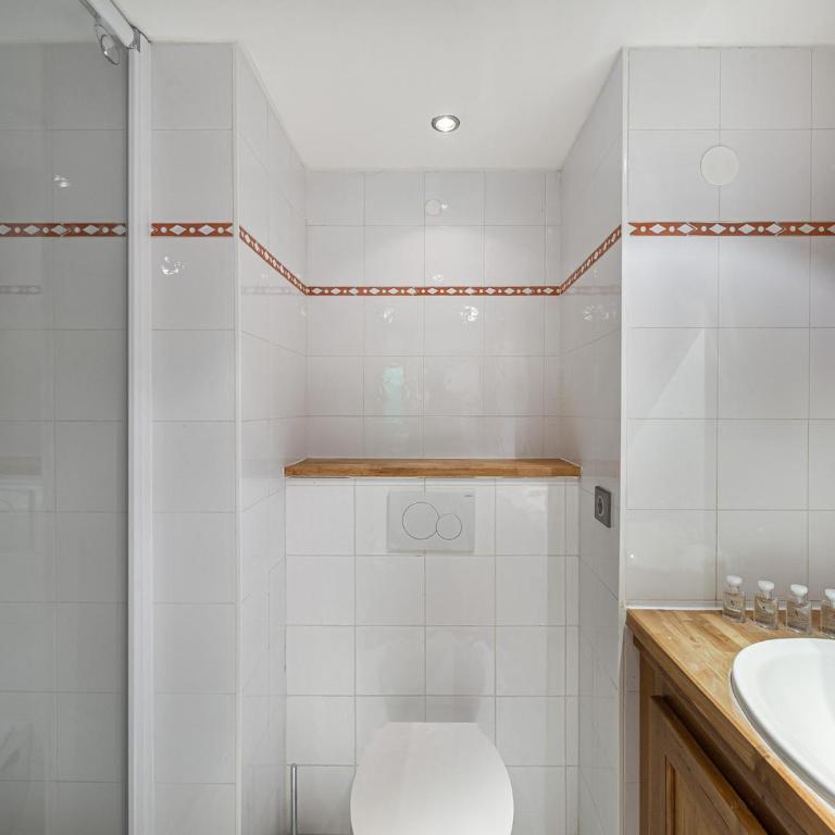 Appartement rénové, 3 chambres, centre Courchevel 1850 avec parking - Apartamento de 3 dormitorios - 4