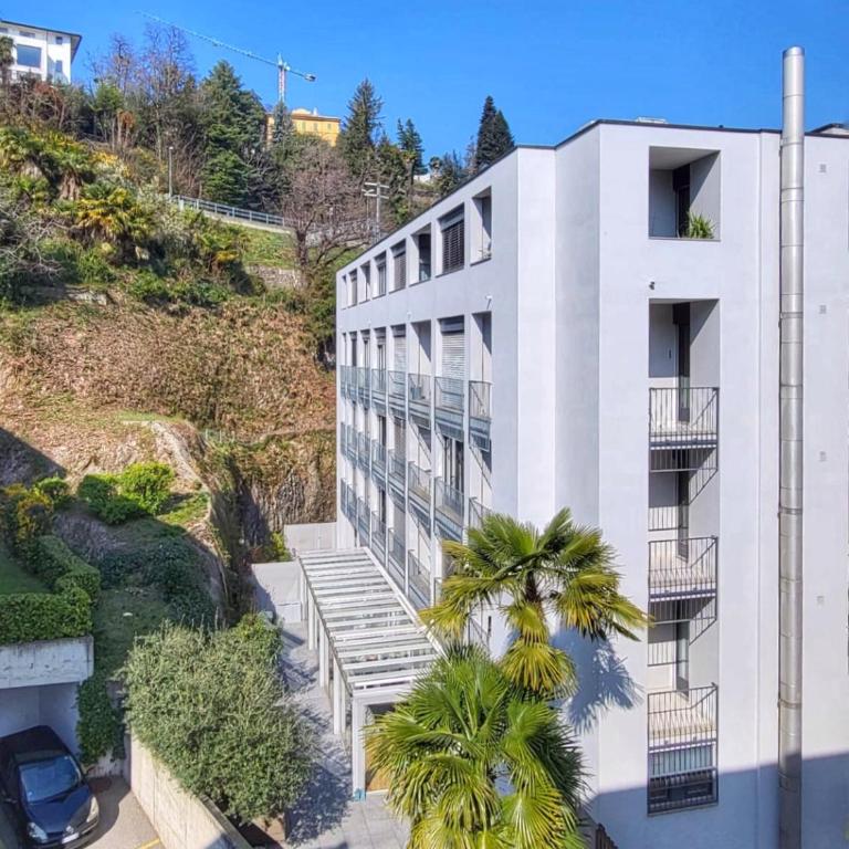 GuestHouse Lugano Center by LR - Appartamento con 2 Camere da Letto e Terrazza - 4