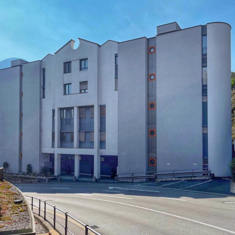 GuestHouse Lugano Center by LR - Appartamento con 2 Camere da Letto e Terrazza - 3