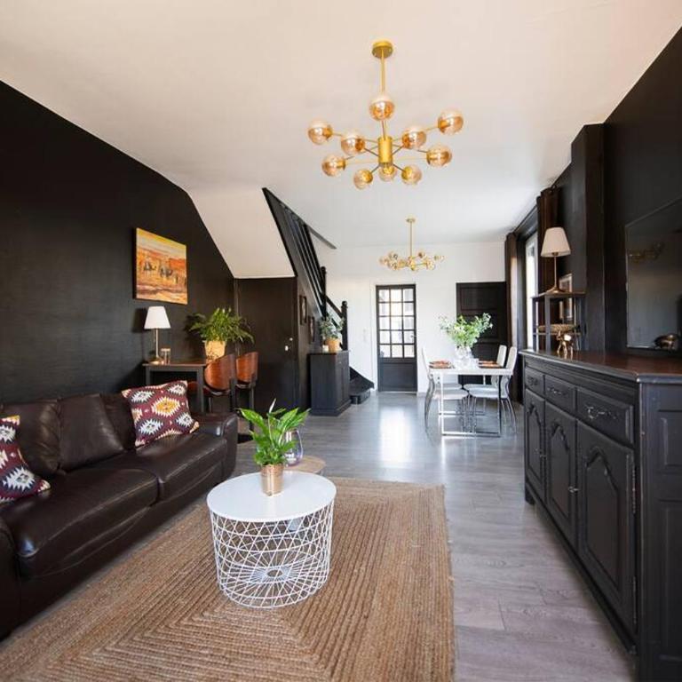 Jolie Maison sur Orléans, Parking & Climatisation - Appartement 2 Chambres - 1