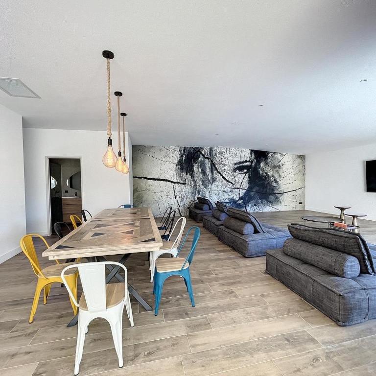 Villa 400m2 piscine intérieure très calme - Villa - 4