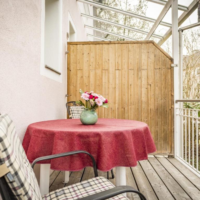 Haus Alpenruhe - Apartment mit Gartenblick - 23