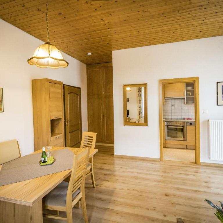Haus Alpenruhe - Apartment mit Gartenblick - 6