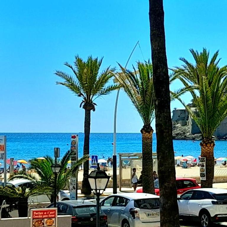 Primera línea, vistas al Castillo, Avda Papa Luna 10 - Apartamento con vistas al mar - 6