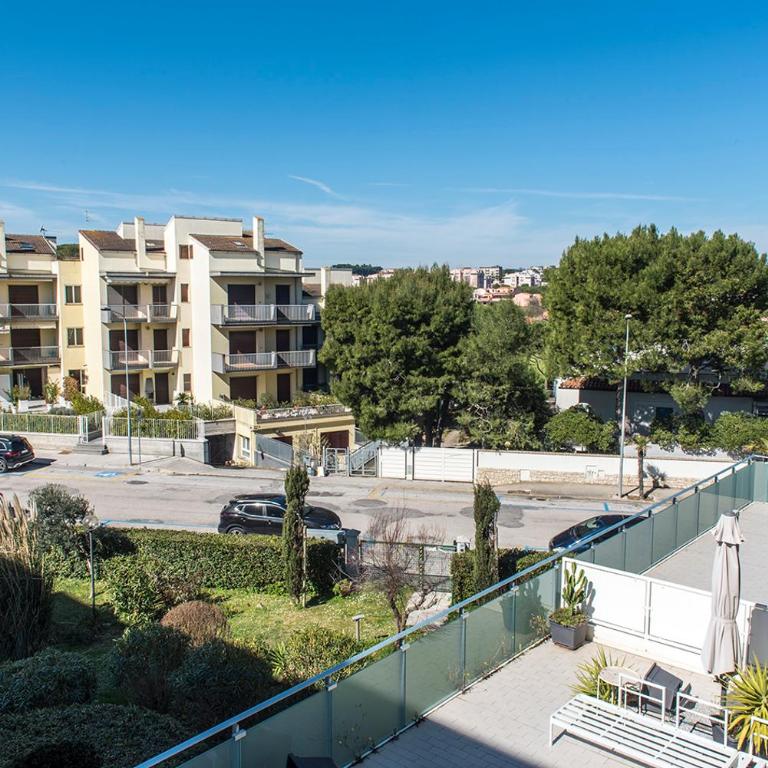 M340 - Marcelli, accogliente trilocale fronte mare con balcone - Two-Bedroom Apartment - 26