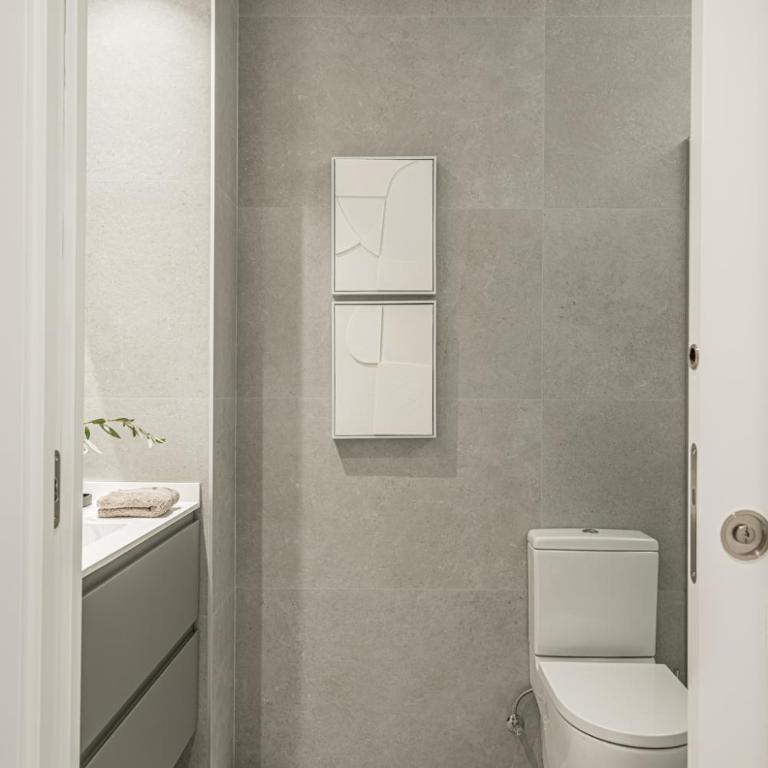 Apartamentos Pamplona by Clabao - Two-Bedroom Apartment - 8