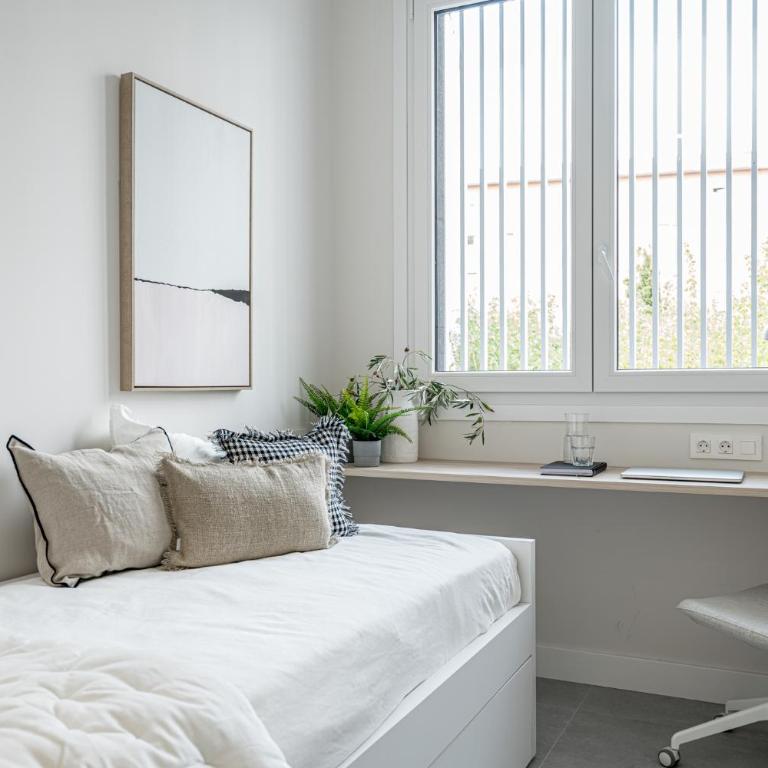 Apartamentos Pamplona by Clabao - Two-Bedroom Apartment - 9