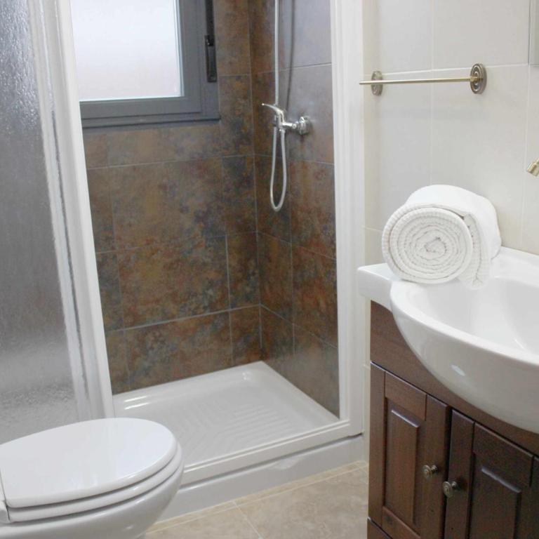Apartamento 2 céntrico humedo. Desayuno. Wifi - Apartamento de 1 dormitorio - 10