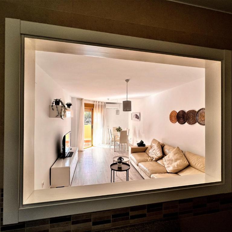 Apartamento con encanto en playa - Three-Bedroom Apartment - 1