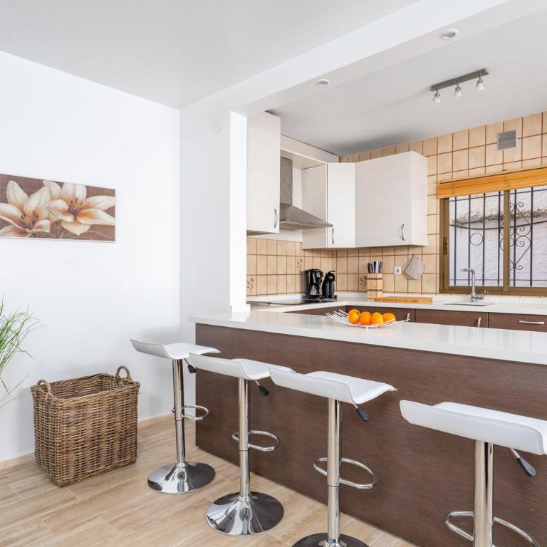 Torrequebrada terrace by Costarentals - Ref 76 - Apartamento de 3 dormitorios - 17