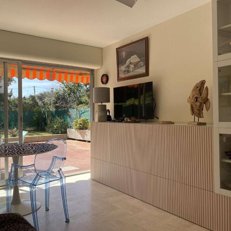 Appartement avec Piscine & Tennis, Terrasse ensoleillée, Garage privé - Antibes - FR-1-252-126 - Apartment (4 Adults) - 11