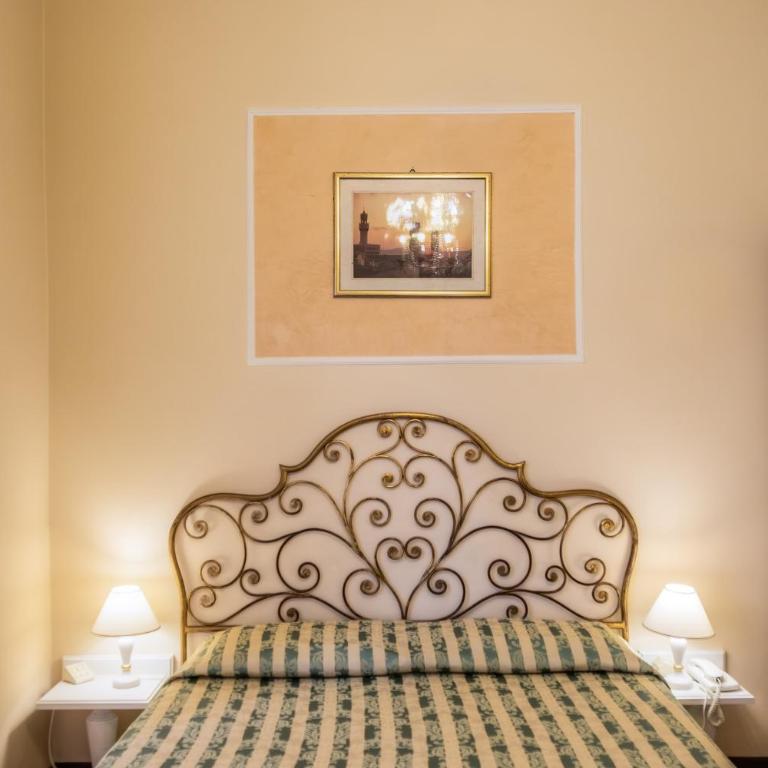 Hotel Martelli - Chambre Double Classique - 7
