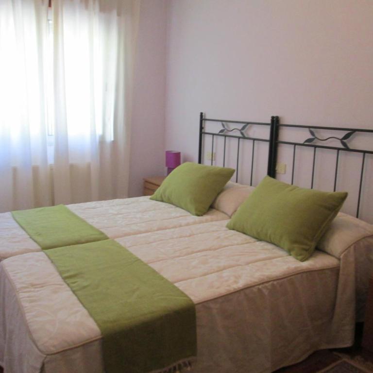 EXCELENTE APARTAMENTO CON VISTAS AL MAR 6 PLAZAS - Apartamento de 3 dormitorios - 6