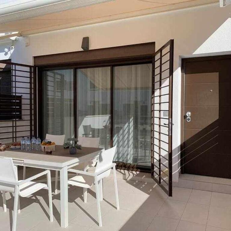 Magnifica casa adosada 3 dormitorios en Torrevieja - Apartamento de 3 dormitorios - 26