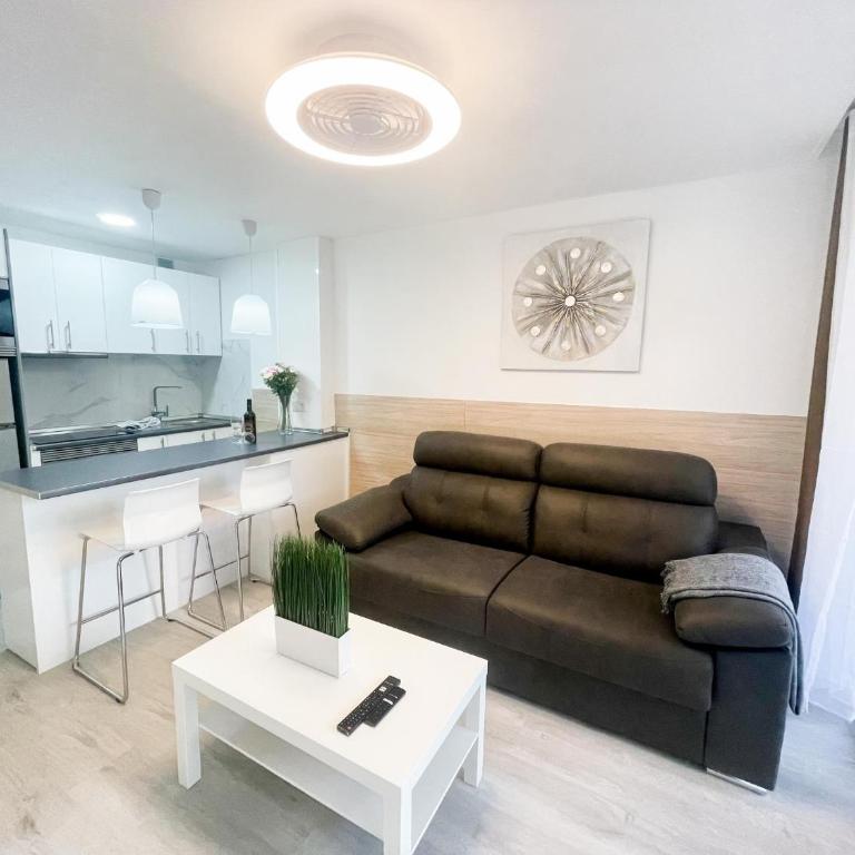 Pool View Holiday Home - One-Bedroom House - 53