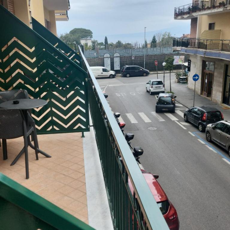 The White Lodge - Double Room with Balcony and Sea View - 6