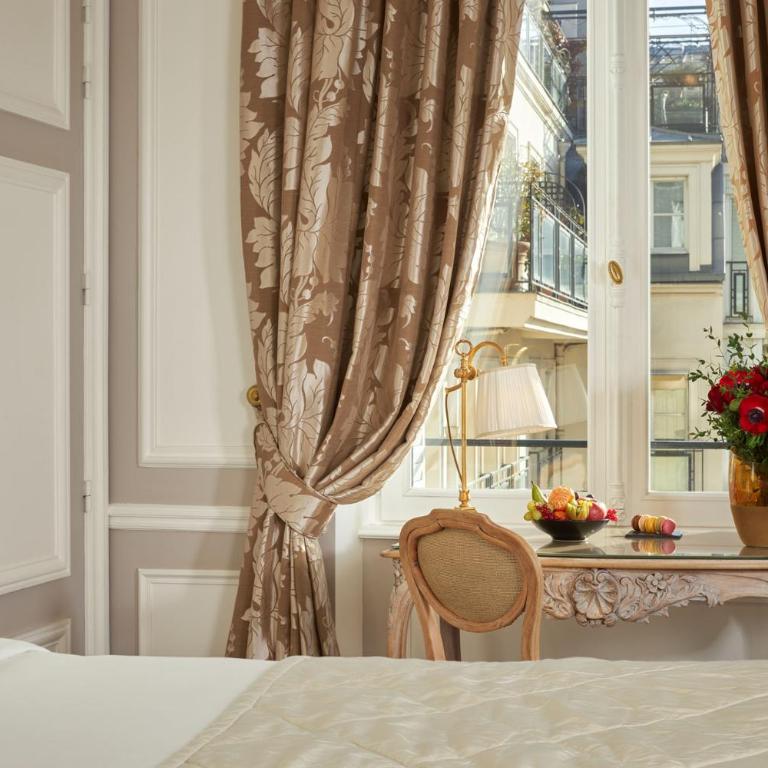 Hôtel Regina Louvre - Chambre Prestige - 8