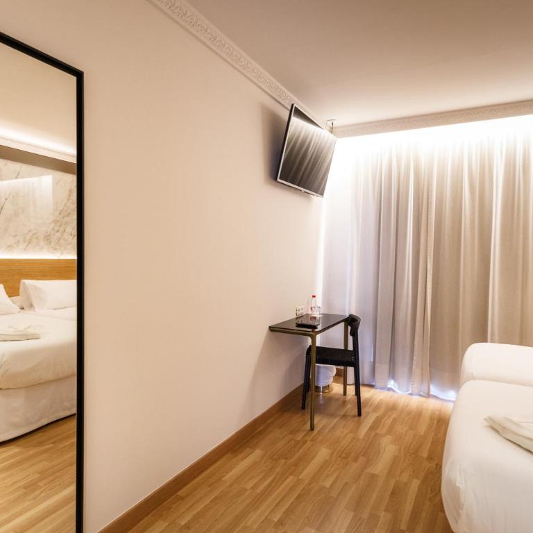 Hotel Dauro Premier - Single Room - 1