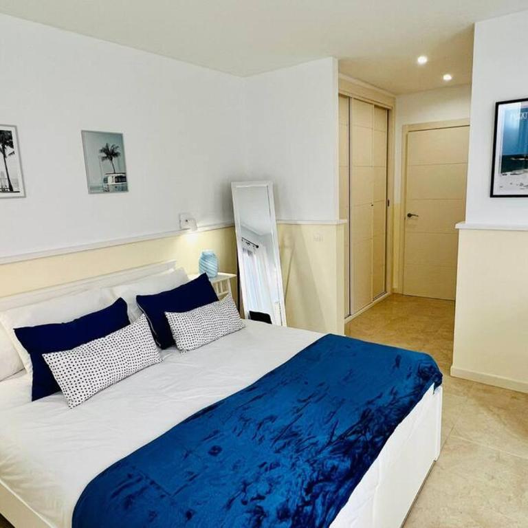 Casa Vista - Four-Bedroom House - 28